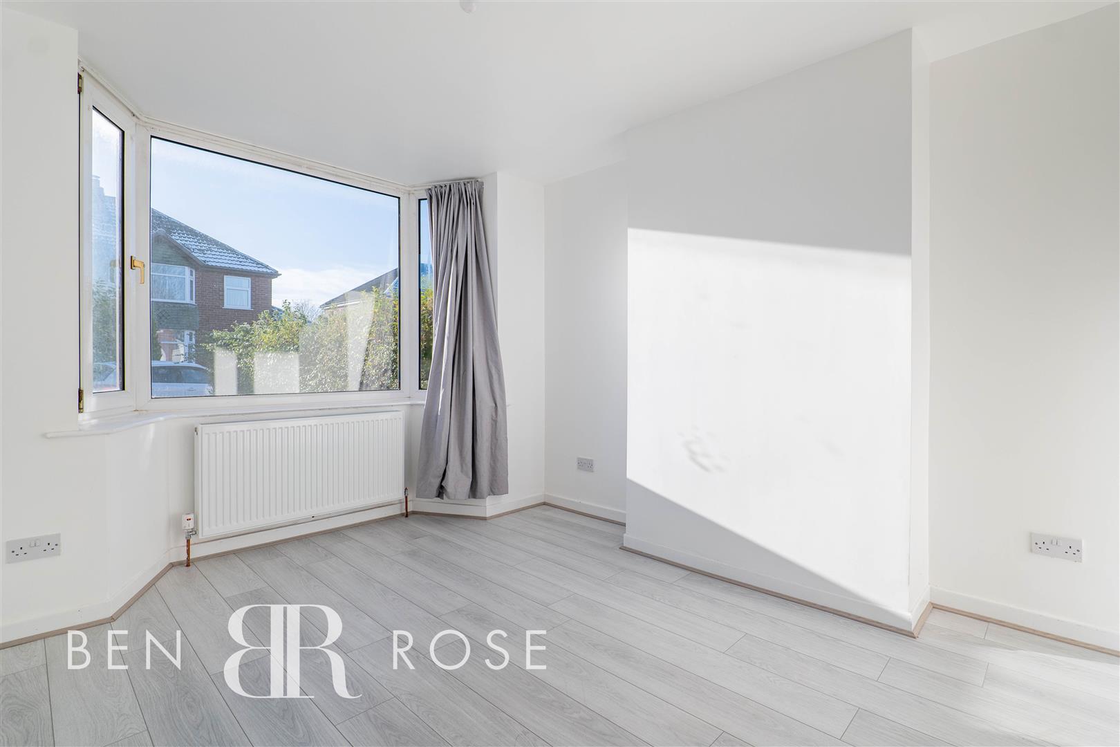 3 bed property in Thorngate Close, Preston